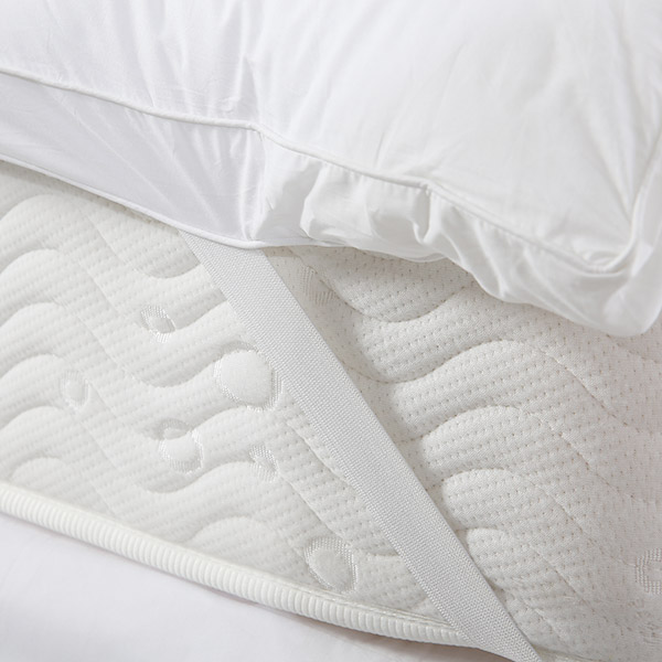 Goose plush mattress pad