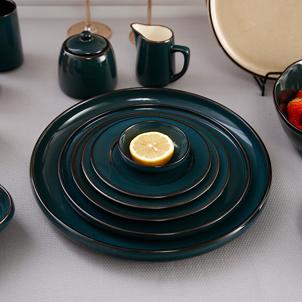 Two-tone dark blue ceramic tableware