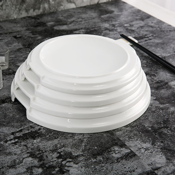 Pure white round dish