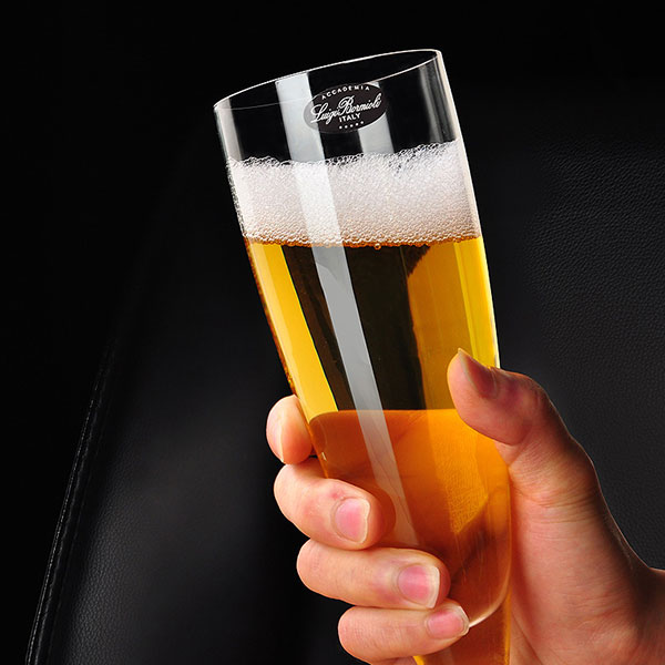 Lead-free glass beer mug