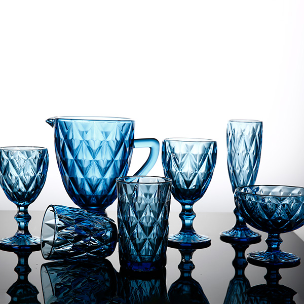 Blue diamond crystal cup set